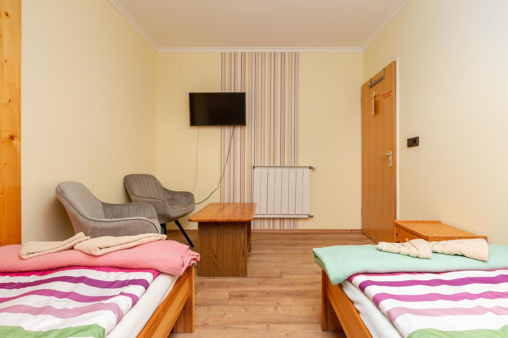 Janika Pension Вонярцвашхедь Экстерьер фото