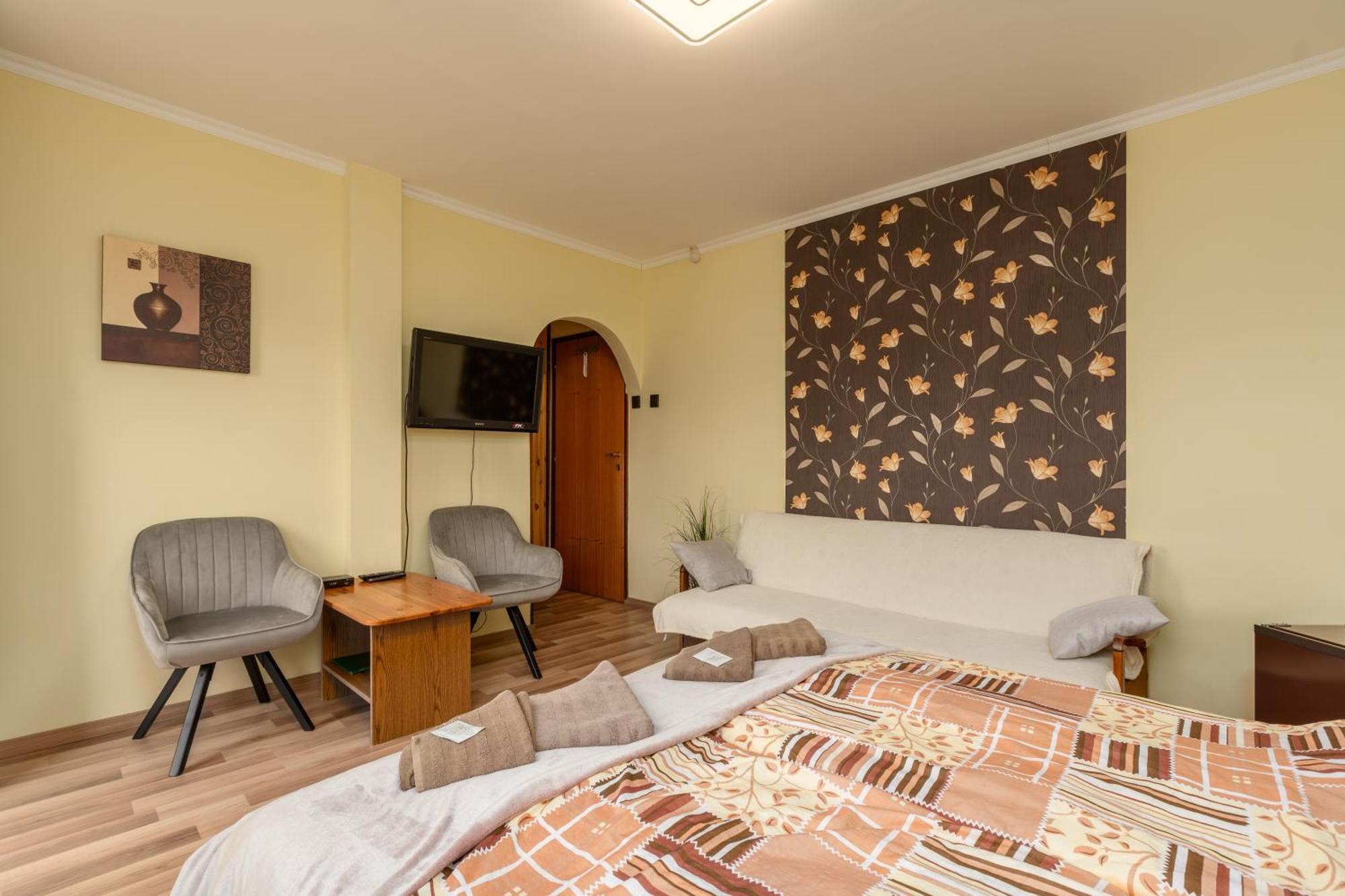Janika Pension Вонярцвашхедь Экстерьер фото